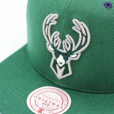 画像5: MITCHELL & NESS MILWAUKEE BUCKS 40TH ANNIVERSARY SIDE PATCH SNAPBACK CAP (5)